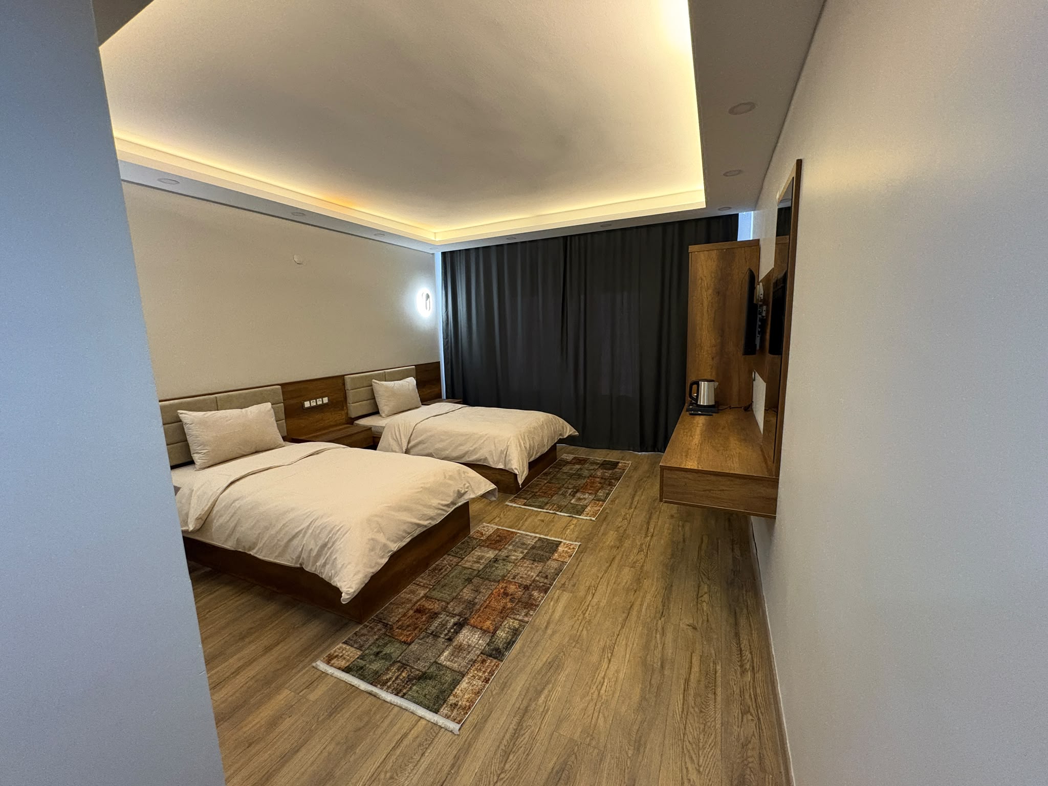 Suluova üç kişilik otel odası